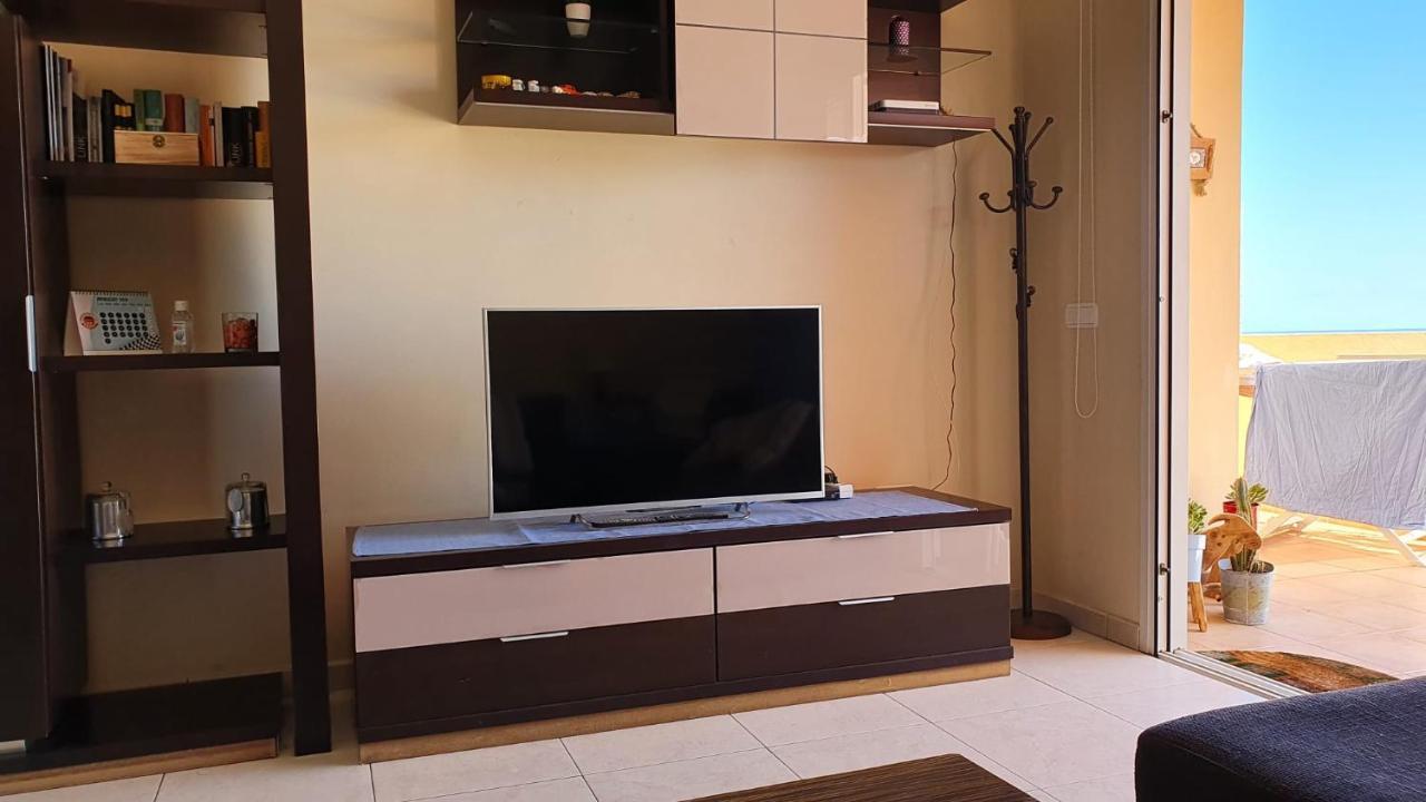 Mariline - Sea, Beach And Lighthouse View, Terrace, Wi-Fi Apartment Morro Jable  Bagian luar foto